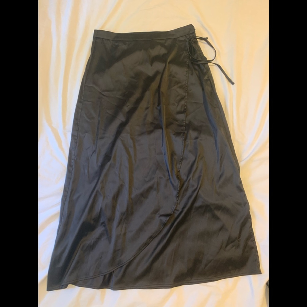 Silk wrap midi skirt with tie